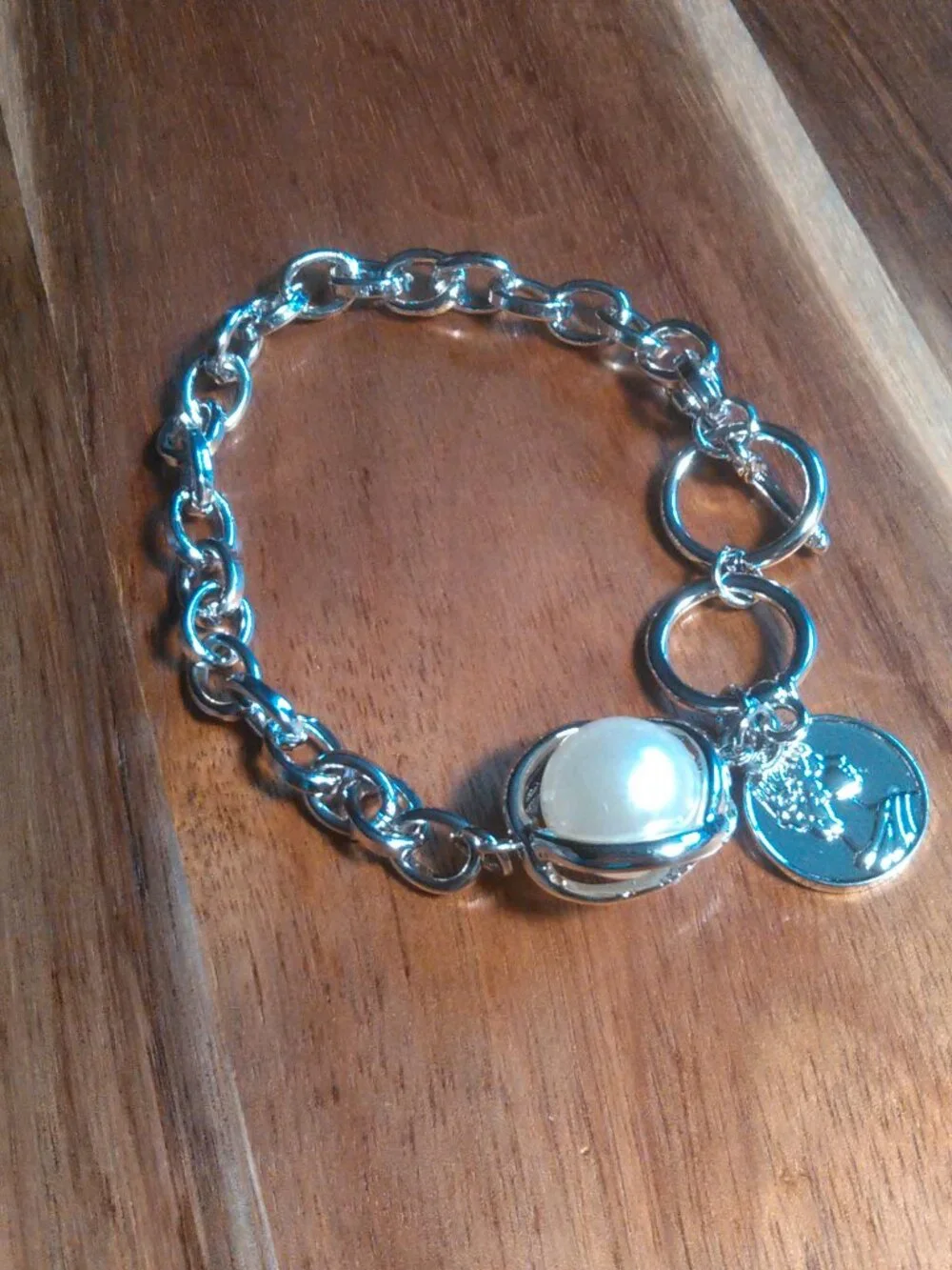 Cameo Design Charm and Simulated Pearl Silvertone Toggle Clasp Bracelet